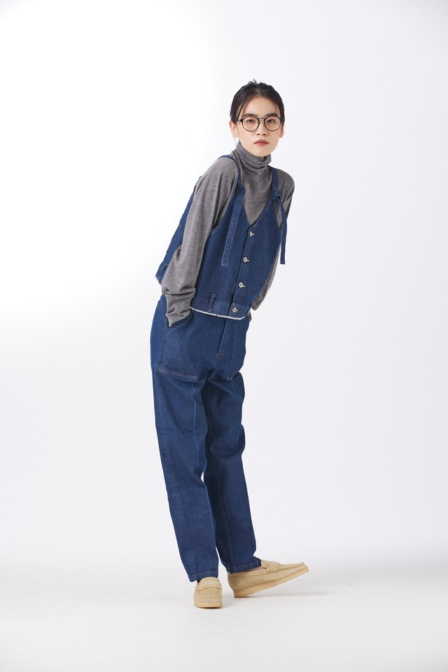 Overall-inspired set