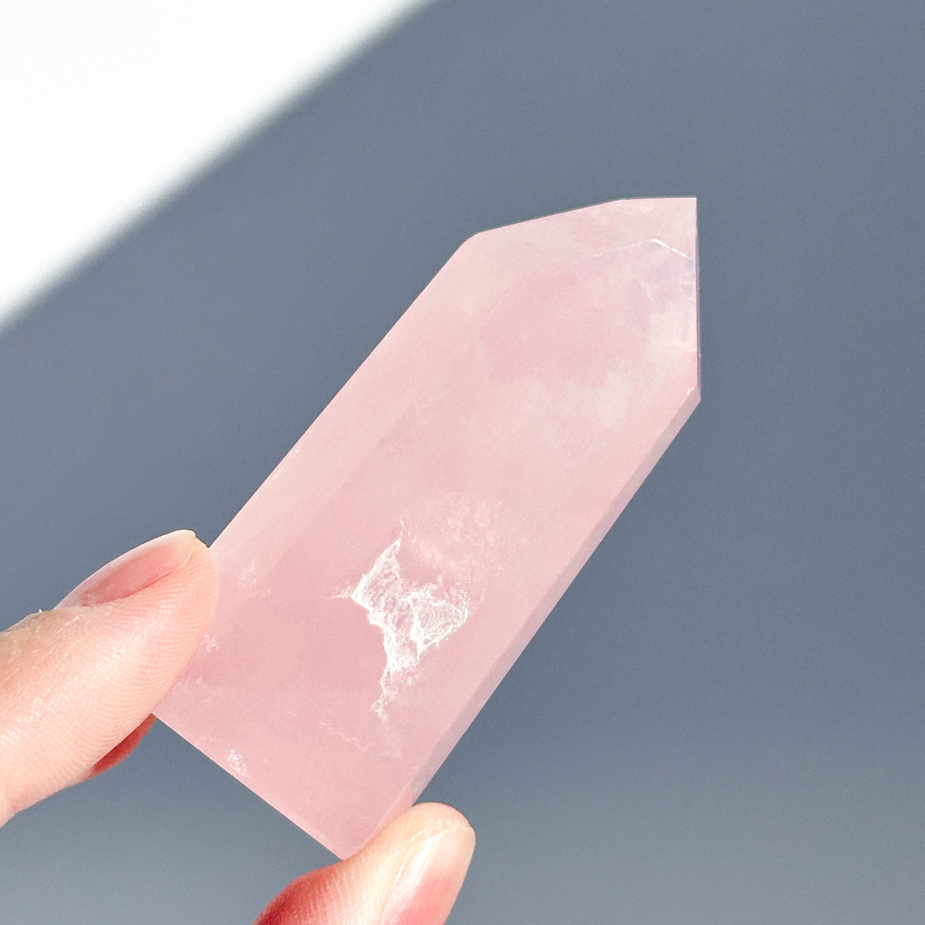 高品質】バイーア産ローズクォーツ タワー91◇ Rose Quartz ◇天然石