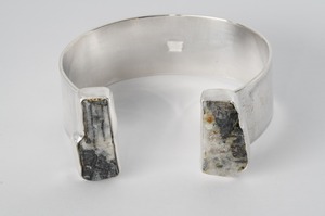 Wide Bangle "モノクロ景色"