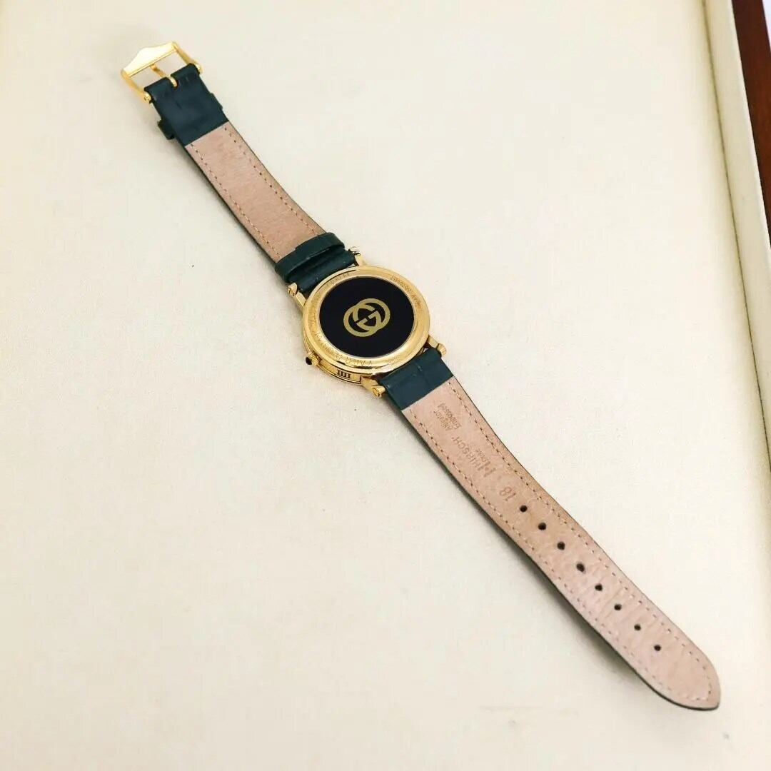 電池交換済】GUCCI グッチ 7200M 腕時計 ゴールド メンズ