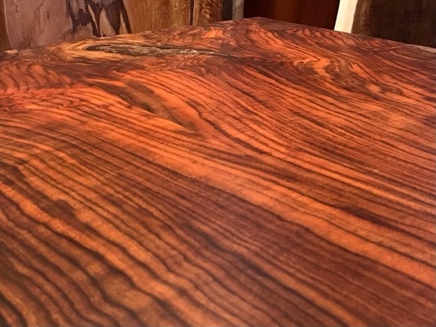 あや レア 中棚付き ウォールナット 無垢 ローテーブル 板厚20mm 楽天