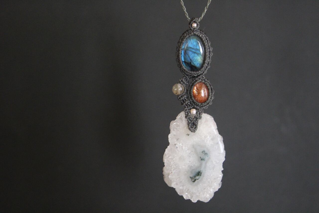 Solar Quartz & Labradorite & Sunstone micro macrame pendant