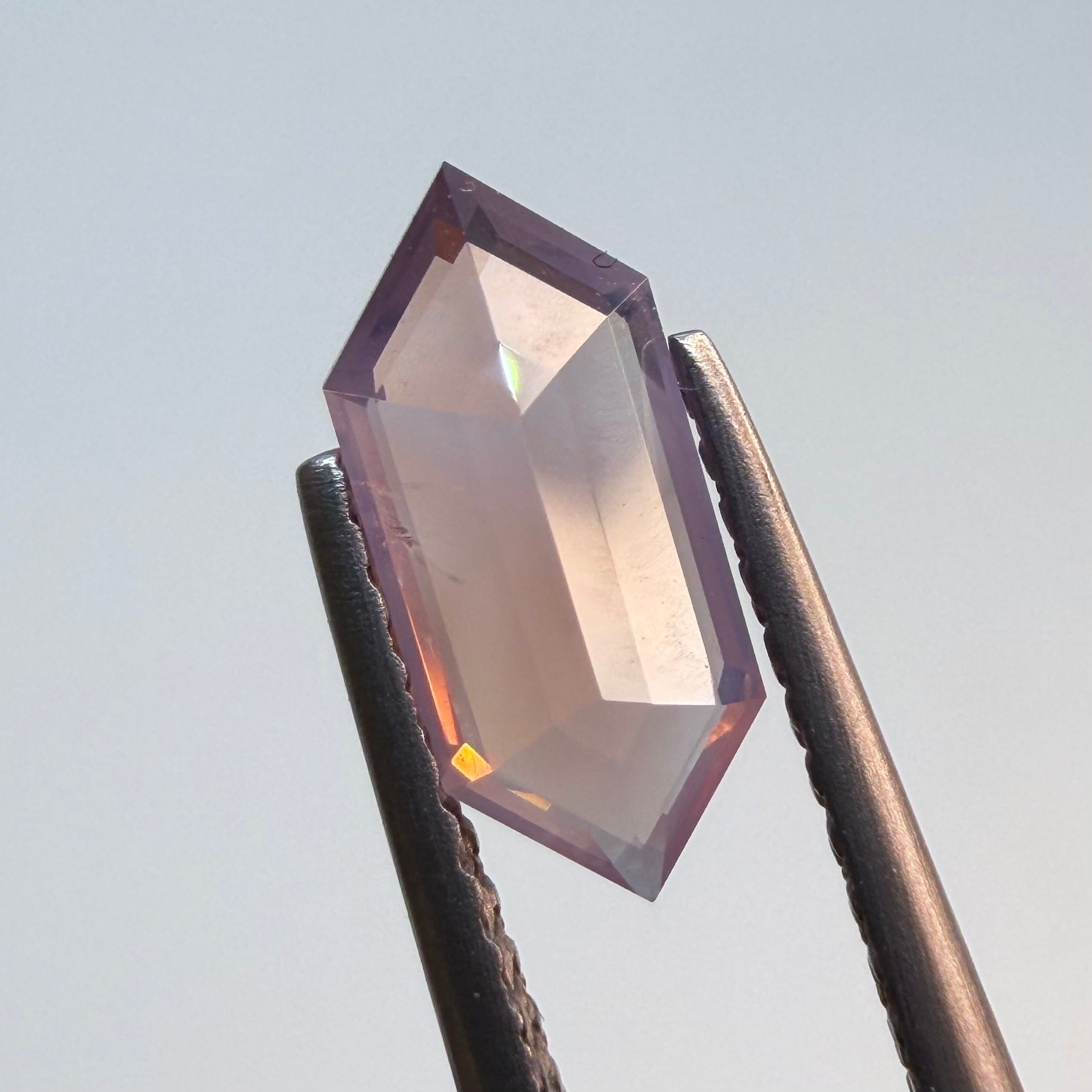 シルキーパーティカラーなサファイア