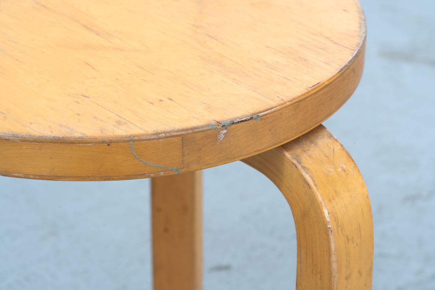 Alvar Aalto | Stool60 1980s | kaikki gallery | 北欧ヴィンテージ
