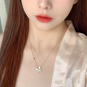 おしゃれ 蝶々 ニッチ デザイン プレミアム ネックレス