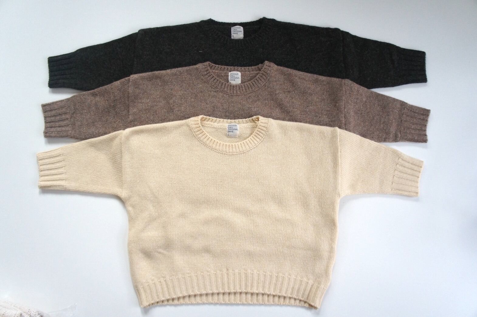 Lams wool knit