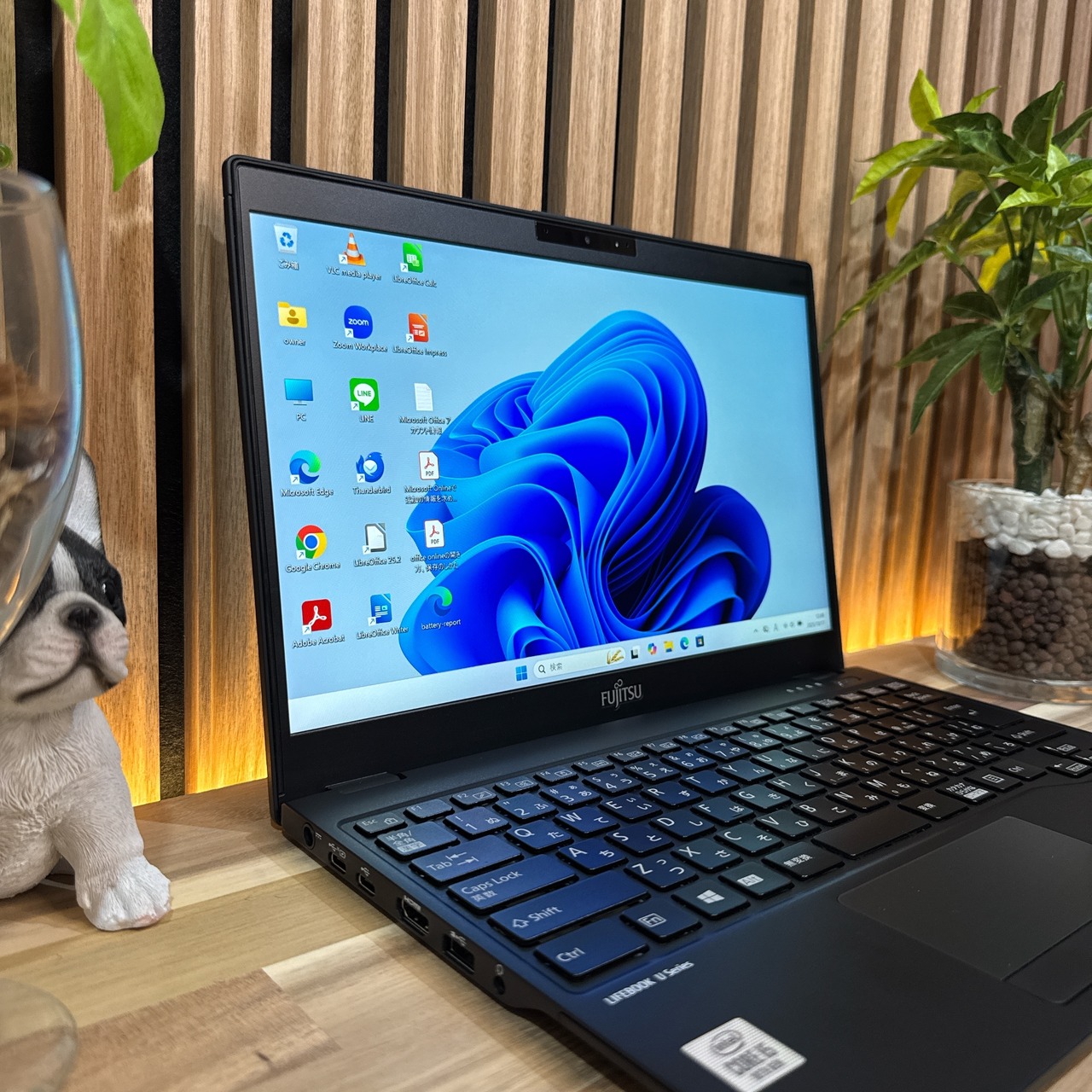 \ 公式ショップ限定価格❣️/ 準美品《法人向け性能》LIFEBOOK U9310/DX 第10世代 SSD256GB メモリ8GB フルHD 軽量ノートパソコン 安心サポート&3ヶ月保証付き