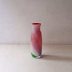 透けるようなピンクの花瓶