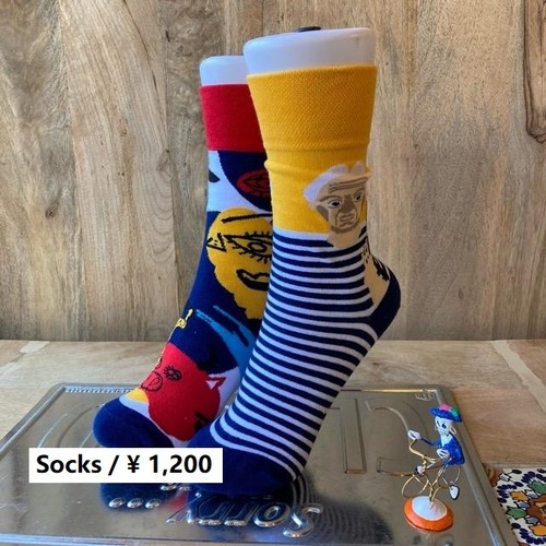 TOPANGA SOCKS Lady's　アシンメトリーソックス　Picasso　ピカソ　イエロー　レッド　アートソックス　　靴下　ユニーク　プチギフト　クルーソックス