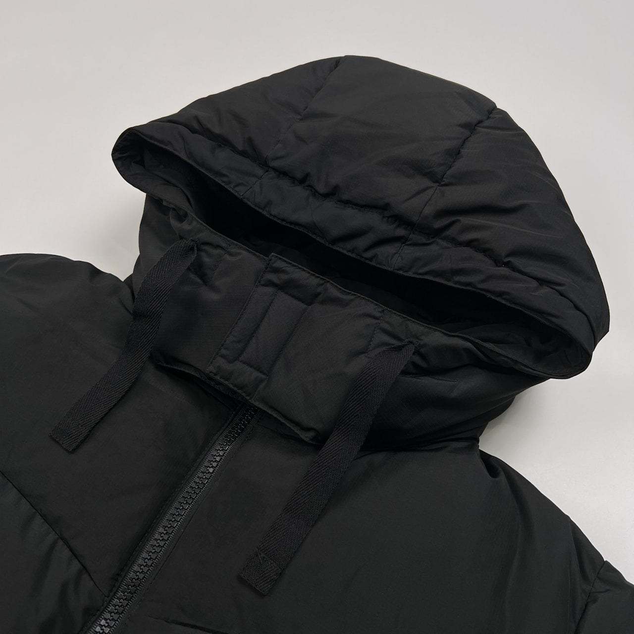 A.P.C. アーペーセー フード付き 肉厚 ダウンジャケット サイズ M /ブラック/APC/メンズ