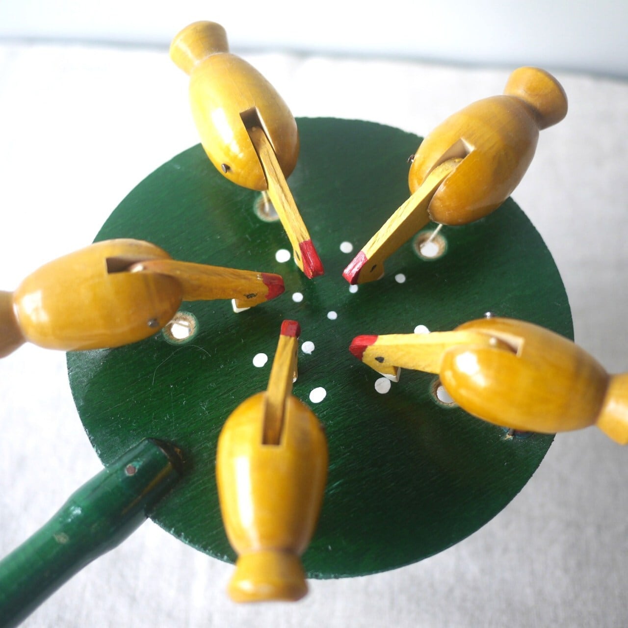 緑のクローチカ 木のおもちゃ 民芸玩具 ロシア