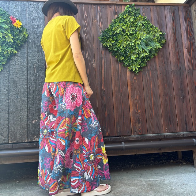 花柄フレアーパンツa