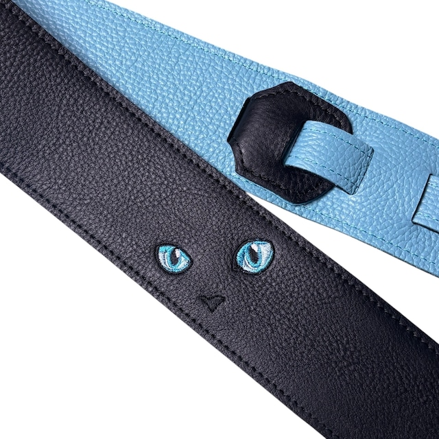 ねこ刺繍ストラップ Black/Light Blue