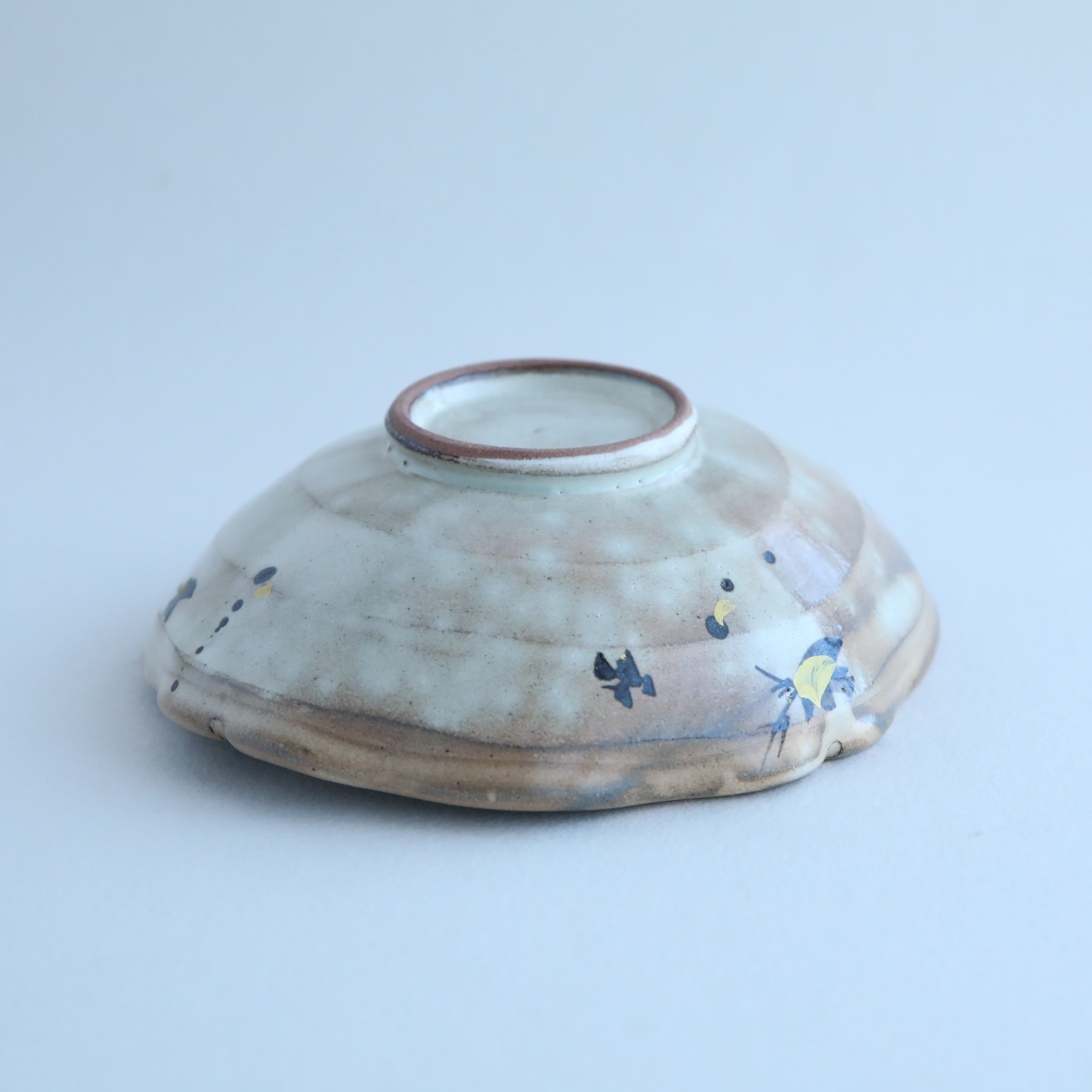 粉引き 金彩千鳥 貝鉢M | 武山窯の美味しいうつわ