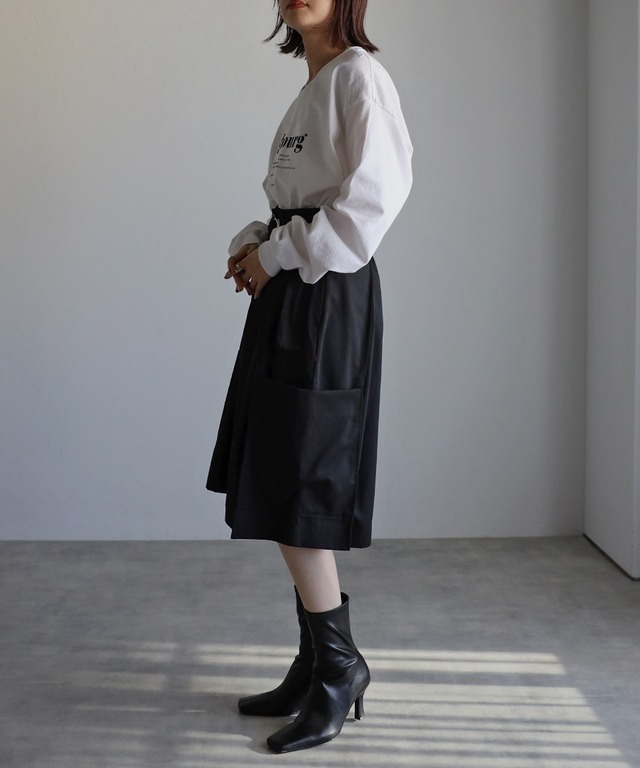 タックハーフパンツ