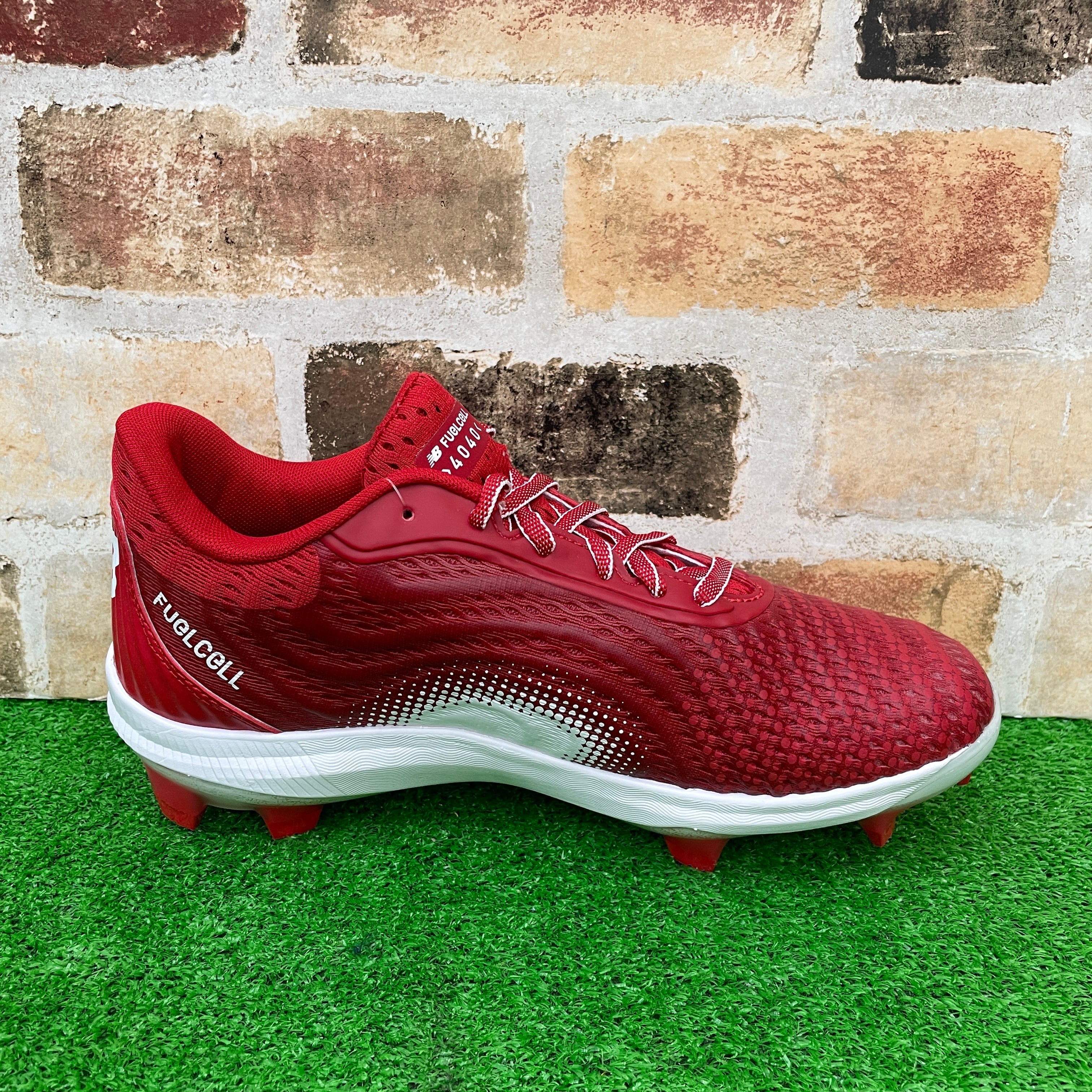 SALE】NB ニューバランス ポイントスパイク FuelCell PL4040R7 レッド