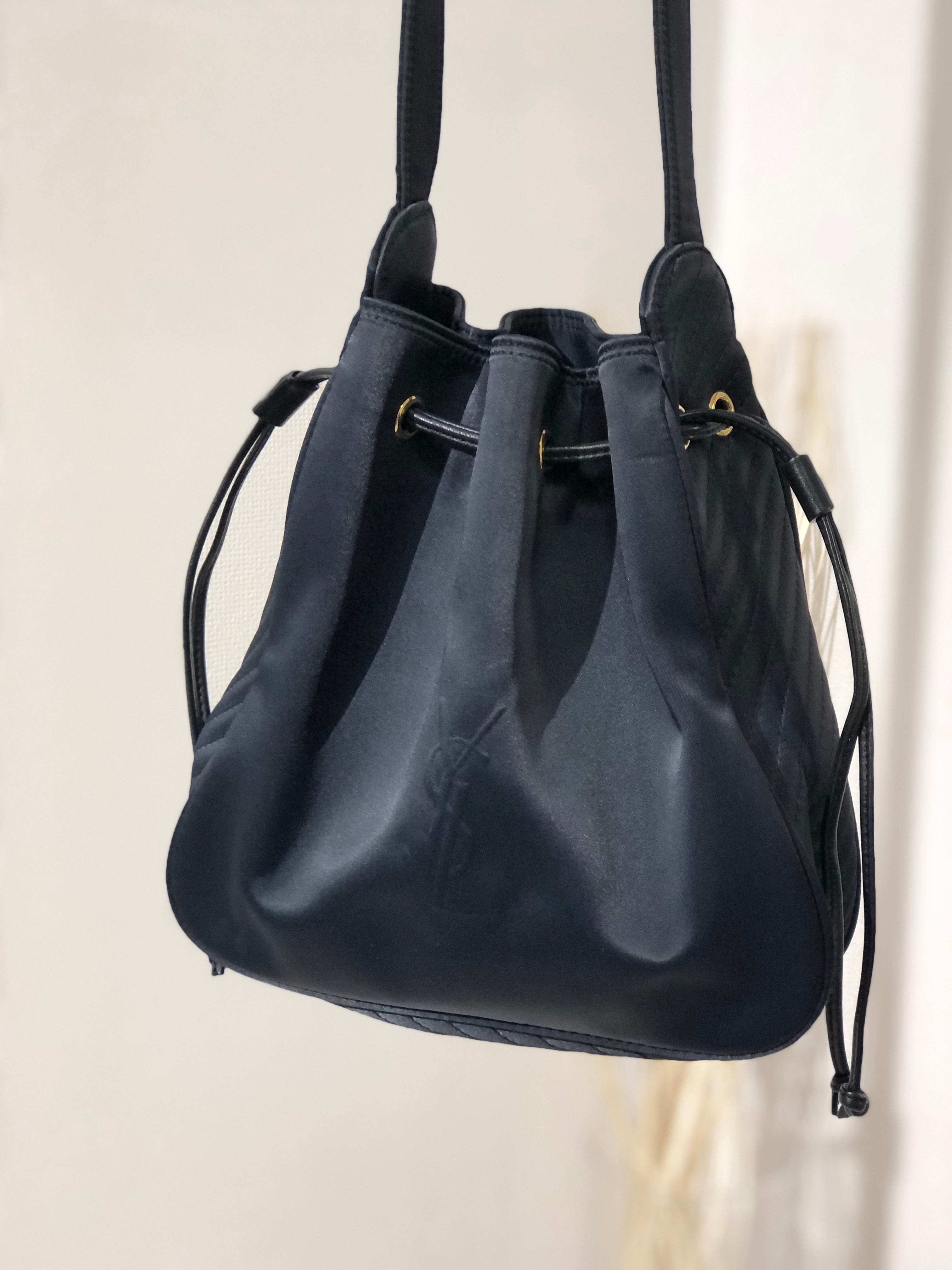 Yves Saint Laurent イヴ サンローラン バイアステッチ YSLロゴ ナイロン 巾着 ショルダーバッグ ネイビー vintage  ヴィンテージ オールド aags4s | VintageShop solo powered by BASE