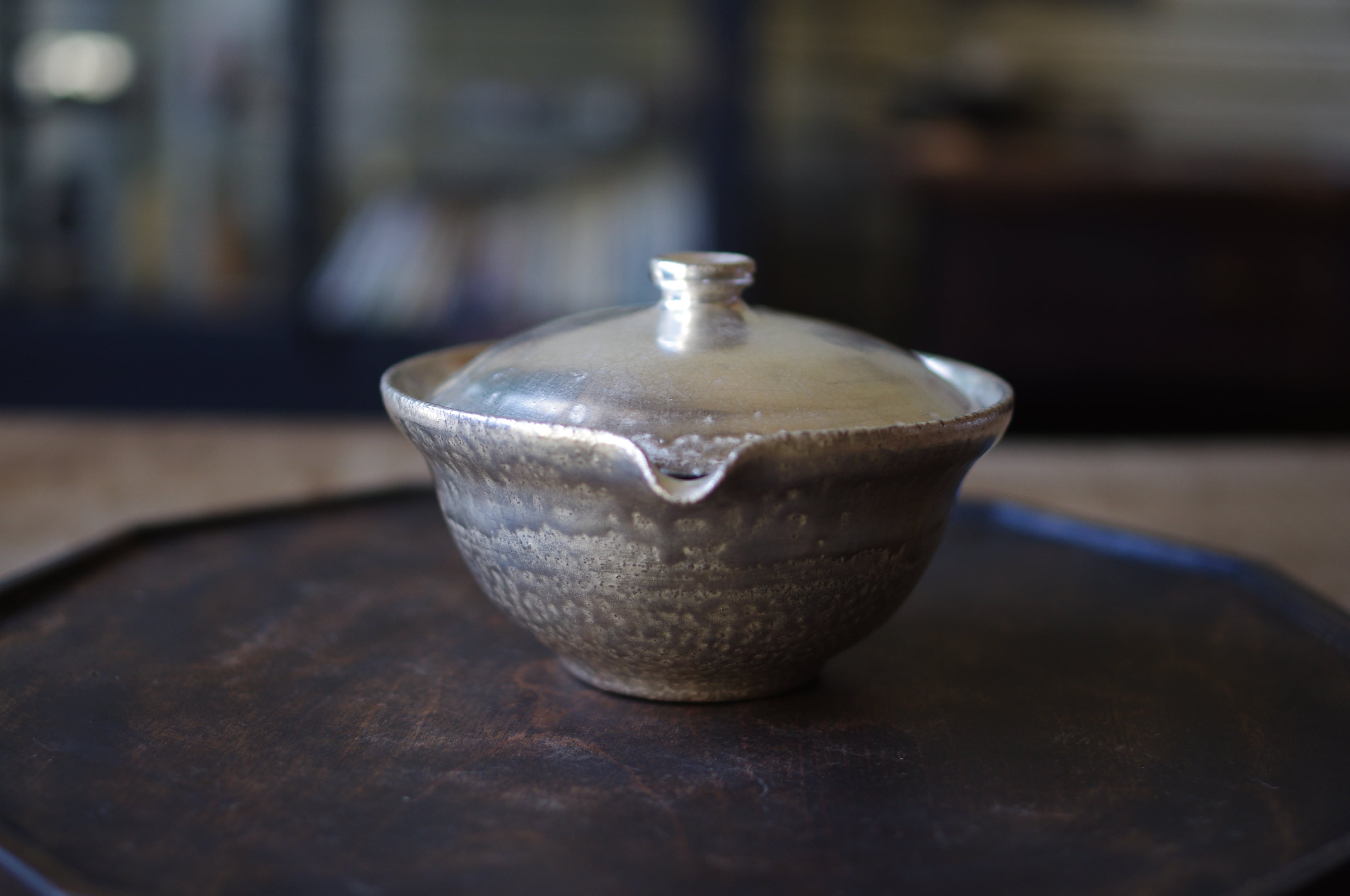 作家 | 茶屋すずわ