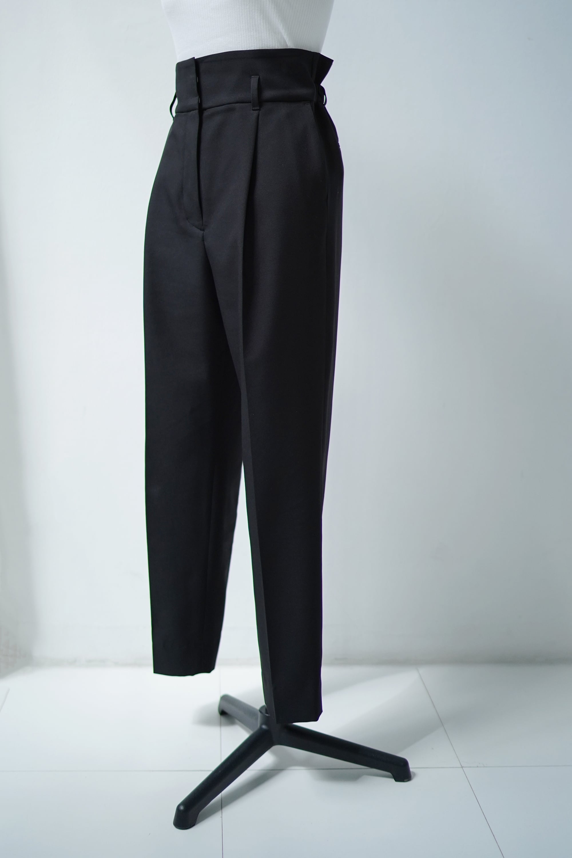 【値下げ】the9shop  EVERYDAY  PANTS ブラック　Sサイズ