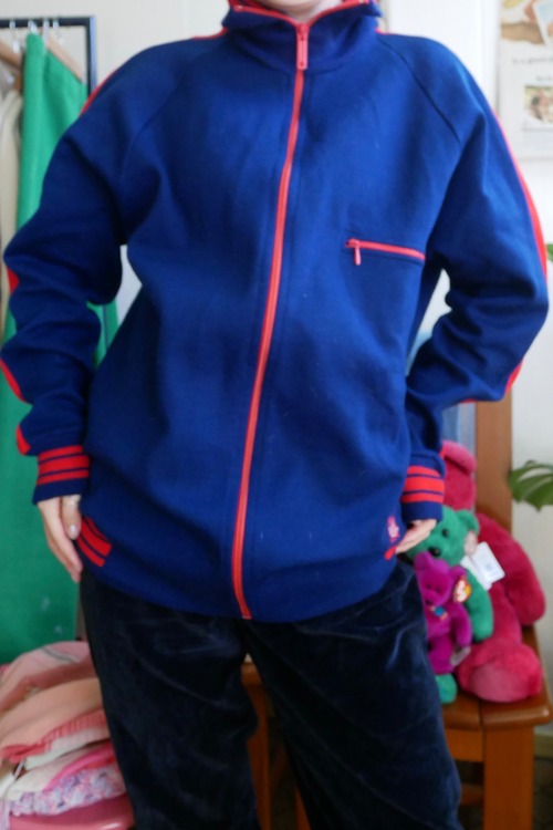 70's ~ grasshoppers track jacket black