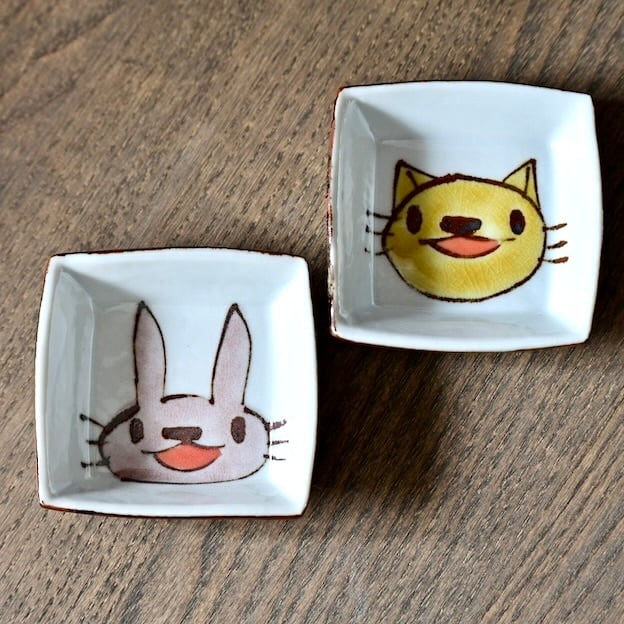 村田菜穂美『 豆角皿 みんなお友達 白地』［2104130000966］ | casa