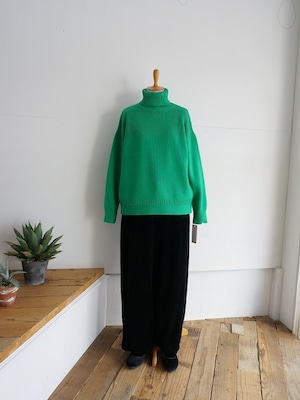 Faneuil　アクリルモダール タートルネックプルオーバー