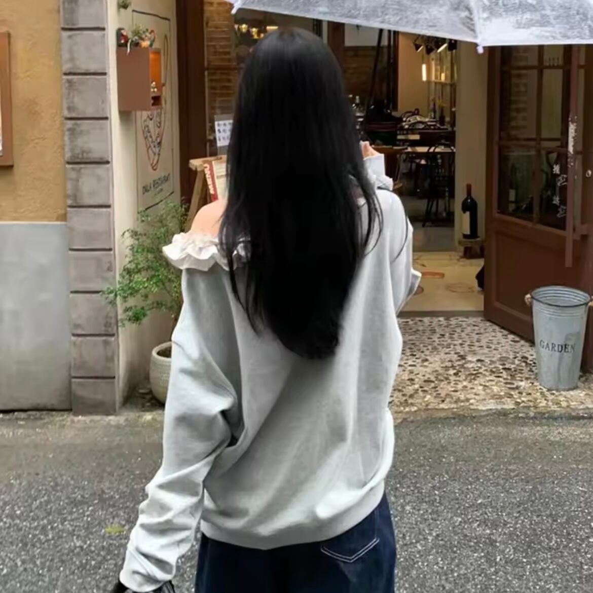 frill shoulder sweat tops