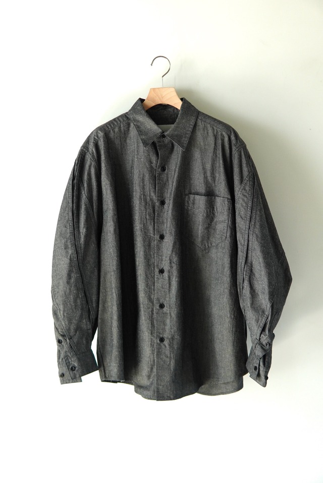 i'm here : / " TWIST " SLEEVE SHIRT