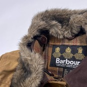 Barbour バブアー 裏チェック ダブルジップ ファー付き ミリタリージャケット UK10/ベージュ レディース