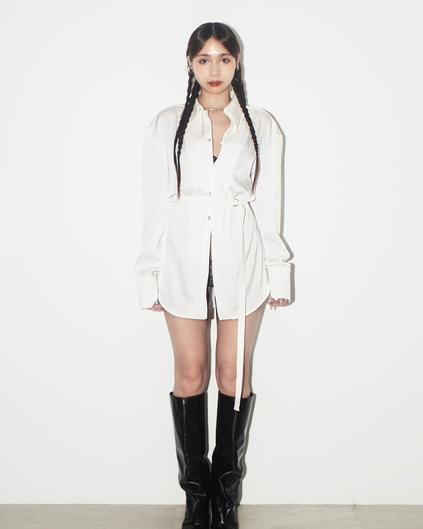 Masculine reveal shirt -White / MOOL