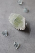 グリーンアポフィライト 「心地よい風」Green Apophyllite ◇ 天然石・鉱物・パワーストーン・原石 | st00382