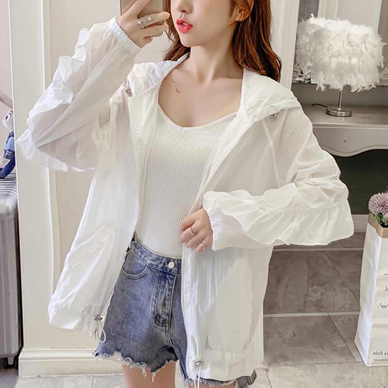 パーカー 長袖 フード付き 無地 ゆったり オーバーサイズ 大人可愛い カジュアル フェミニン こなれ感 春夏 お出かけ 通勤 デート 女子会 街角のカフェテラス