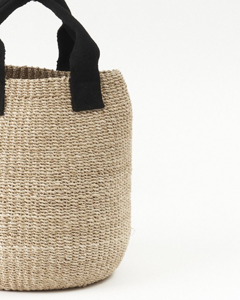 oddsオッズアラログかごバッグ籐製縦型トートバッグカゴバッグA4サイズ oddsオッズアラログかごバッグ籐製縦型トートバッグカゴバッグA4サイズ｜