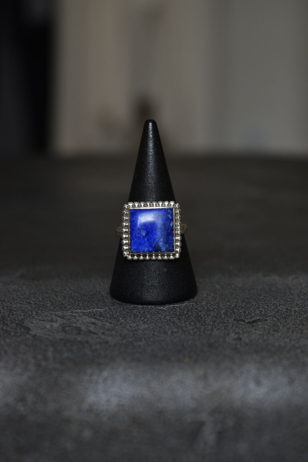 vija square ring / 16号