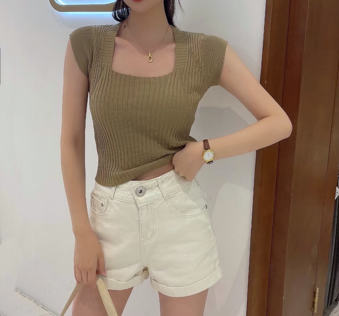 スクエアカット　リブトップス AJ1050-2205