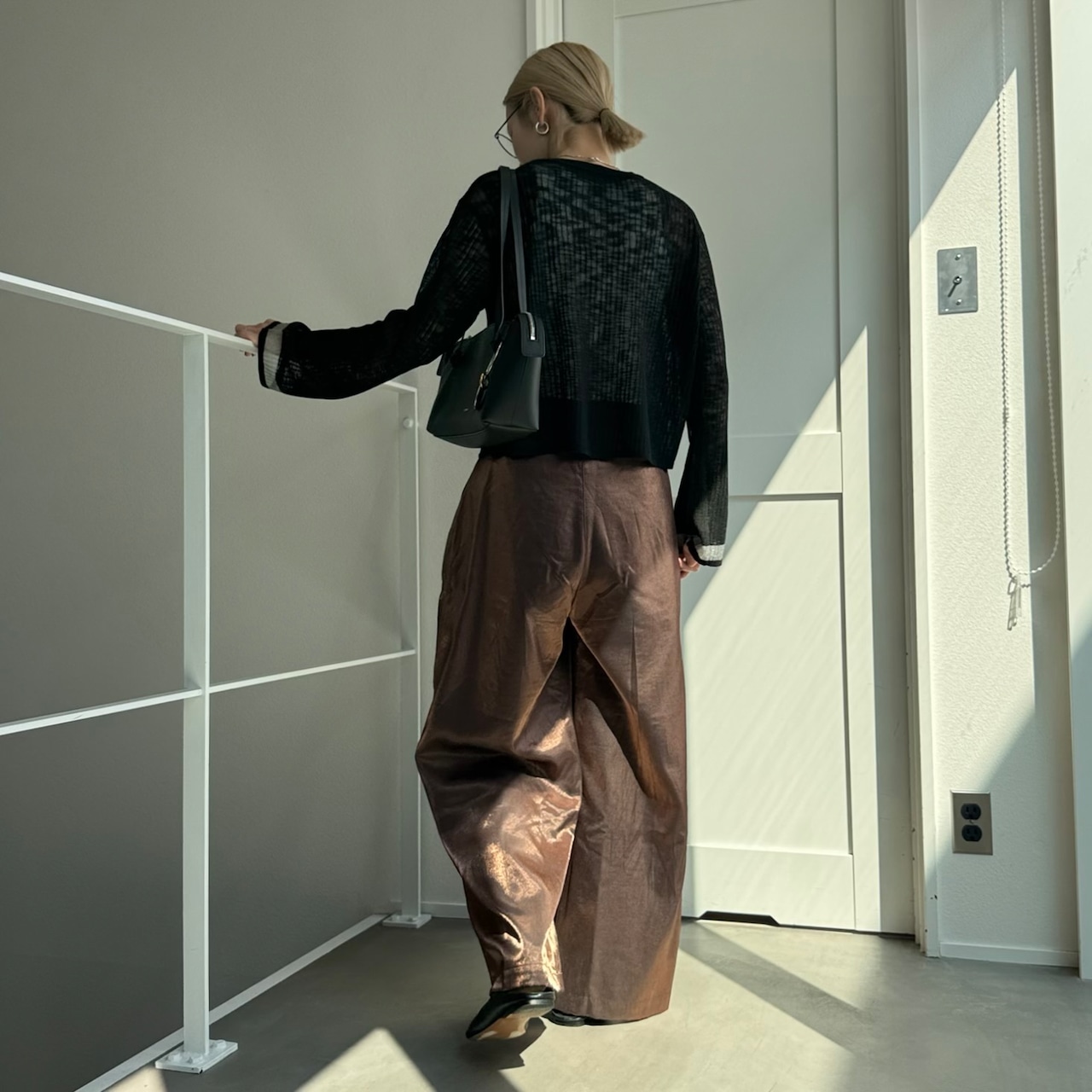 フレアスリーブシアーニットCD/ブラック