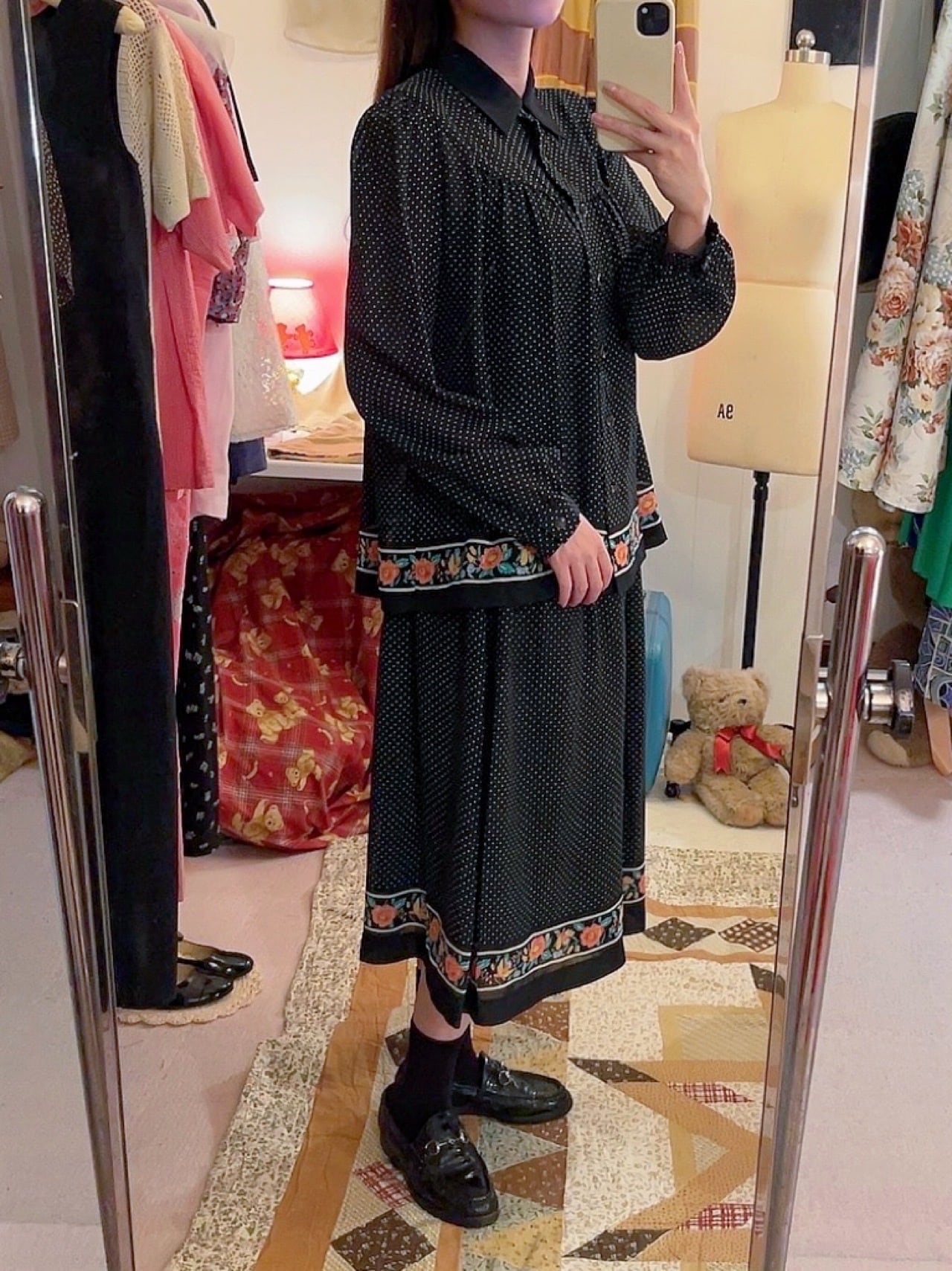 flower line black dot set up