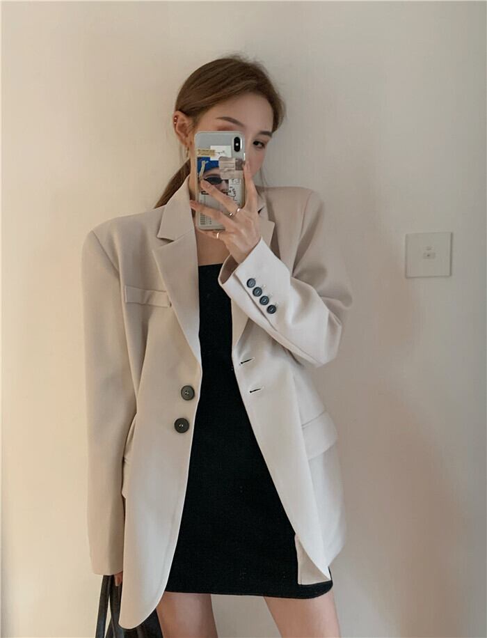 レトロシックなルーズスーツジャケットレディース2020年秋新作ブリティッシュスタイルスモールスーツミドル丈トップ ブラックストロベリース88181934032