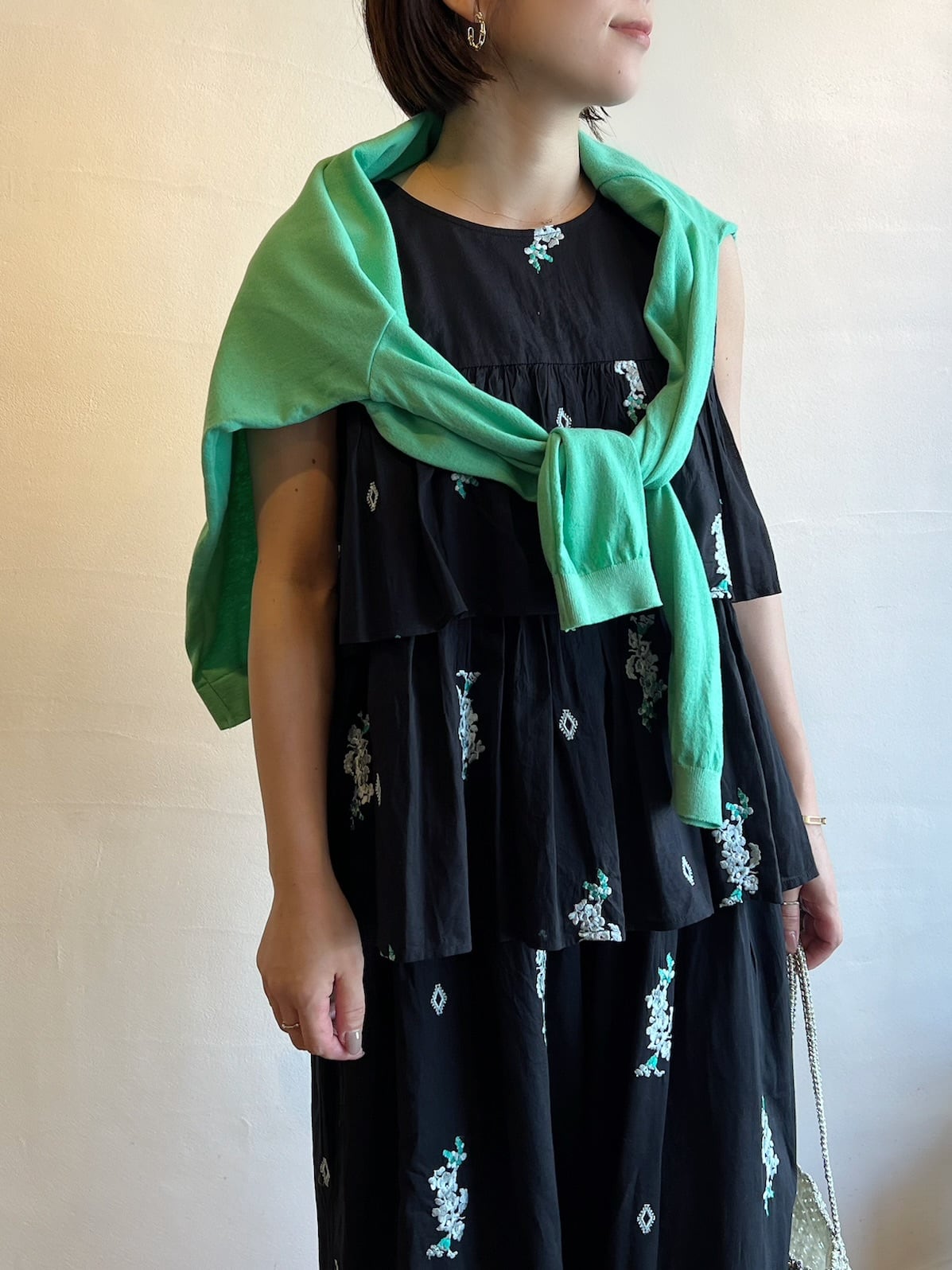 ne Quittez pas / コットンボイル ジャスミン刺繍 ノースリーブトップ