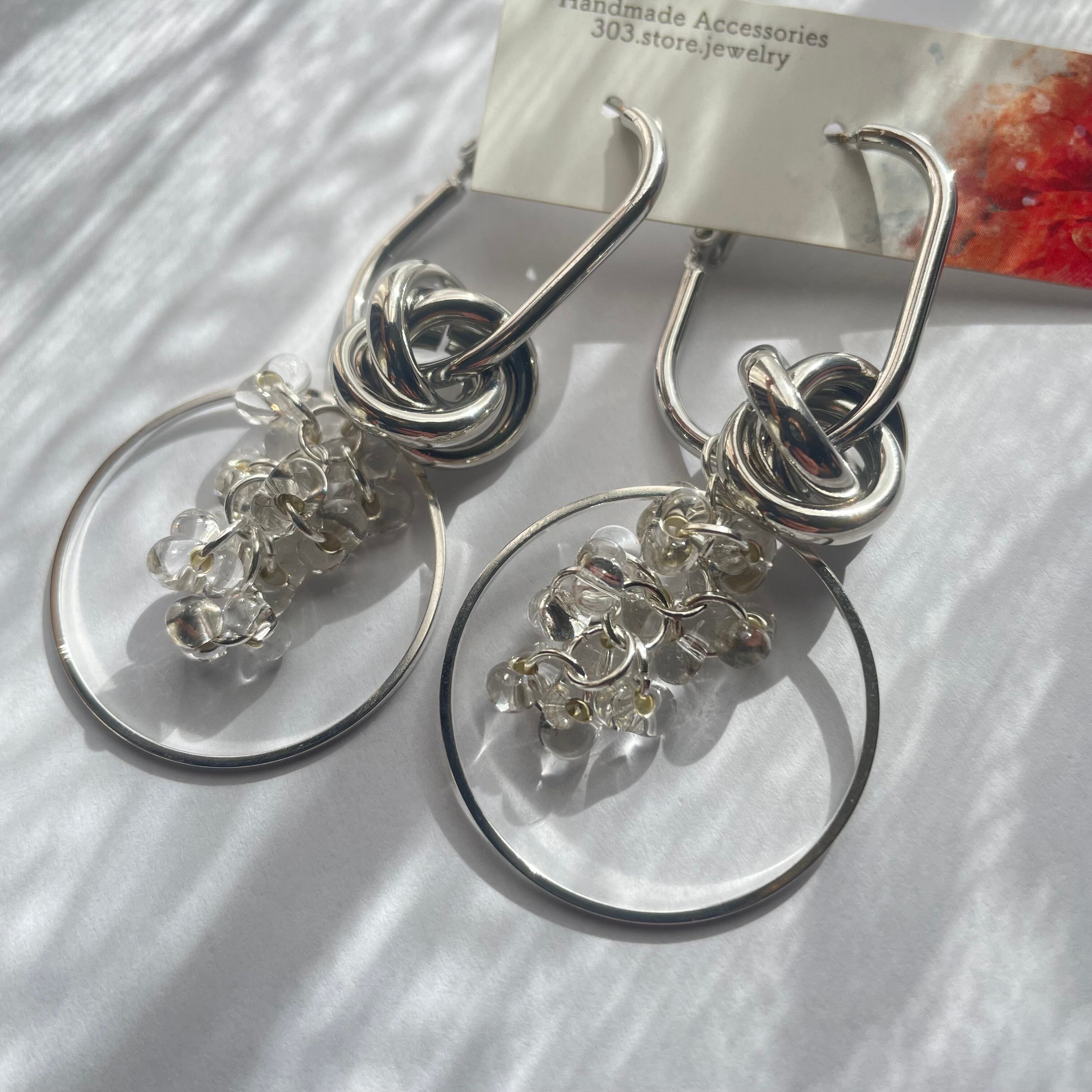 No.241 ファルファーレのピアス ハンドメイド ブラックシルバー くるくる フープピアス ファルファーレ シルバー | 303 STORE