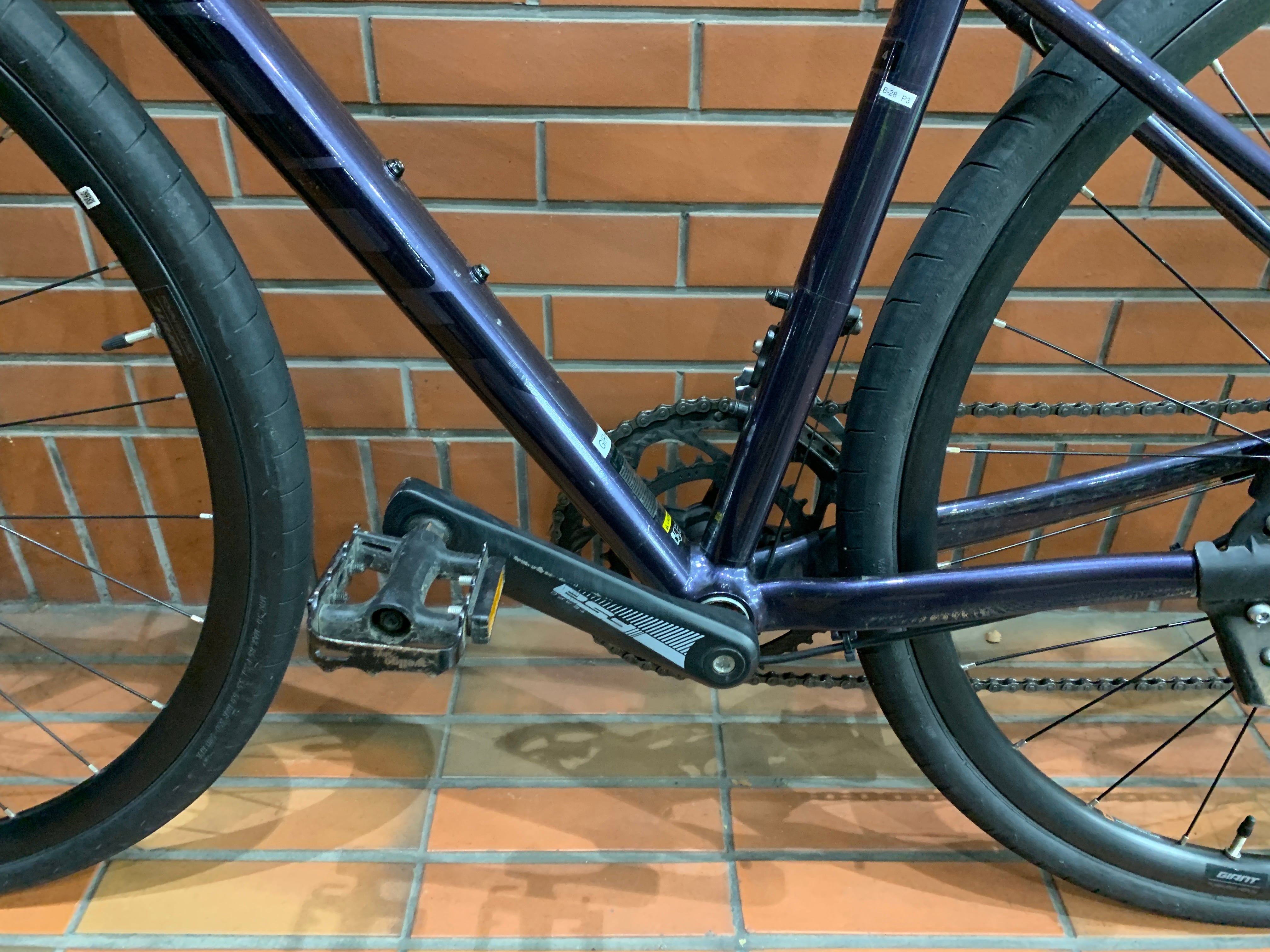 GIRw46) Giant CONTEND AR 4 (Claris) ジャイアント ロードバイク 中古