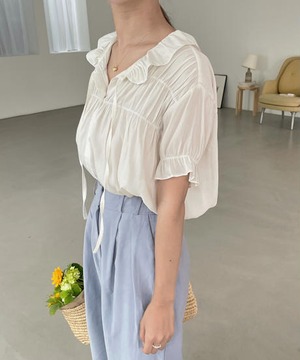 《即納商品》verni blouse (ivory / beige / black)