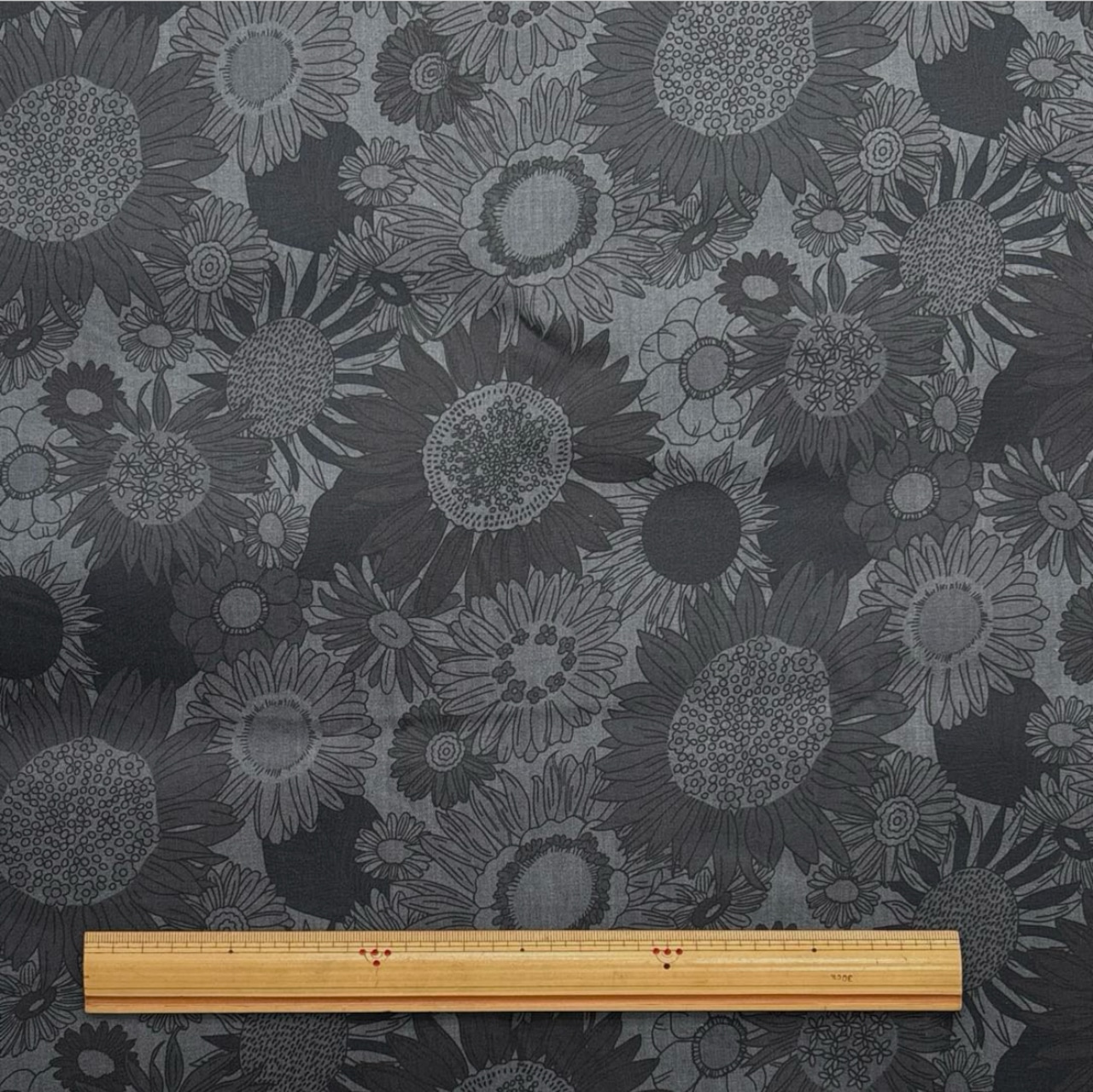 TC459◆1.5m◆L◆製作事例あり◆綿100%6オンスデニム生地◆マレファブ◆花柄