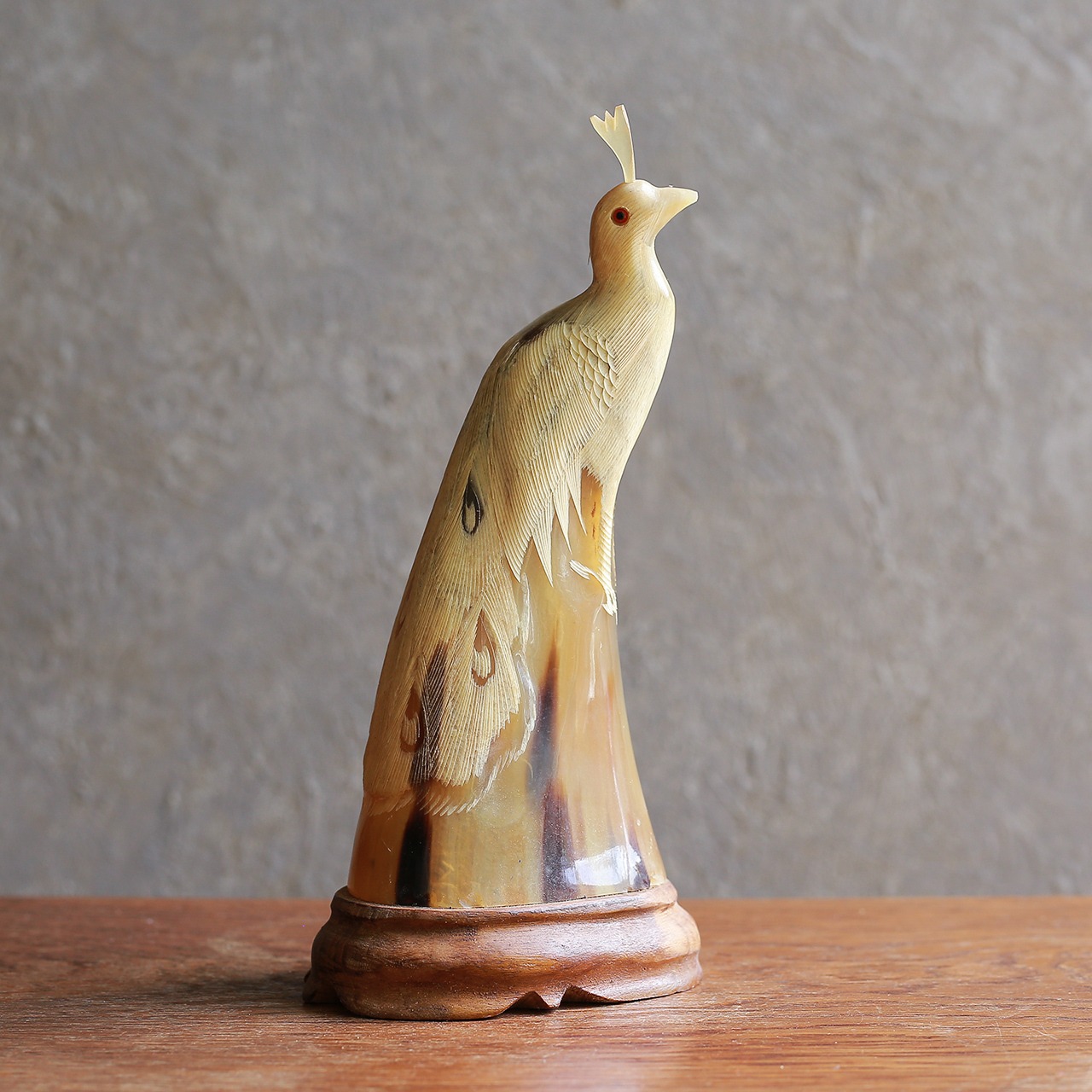 水牛の角から生まれた、優雅な孔雀 4