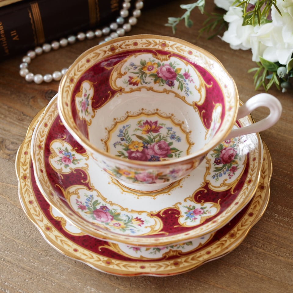 ロイヤルアルバート | antique FEELPORT アンティーク食器の専門店