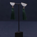 hakuji tassel　pierced earrings