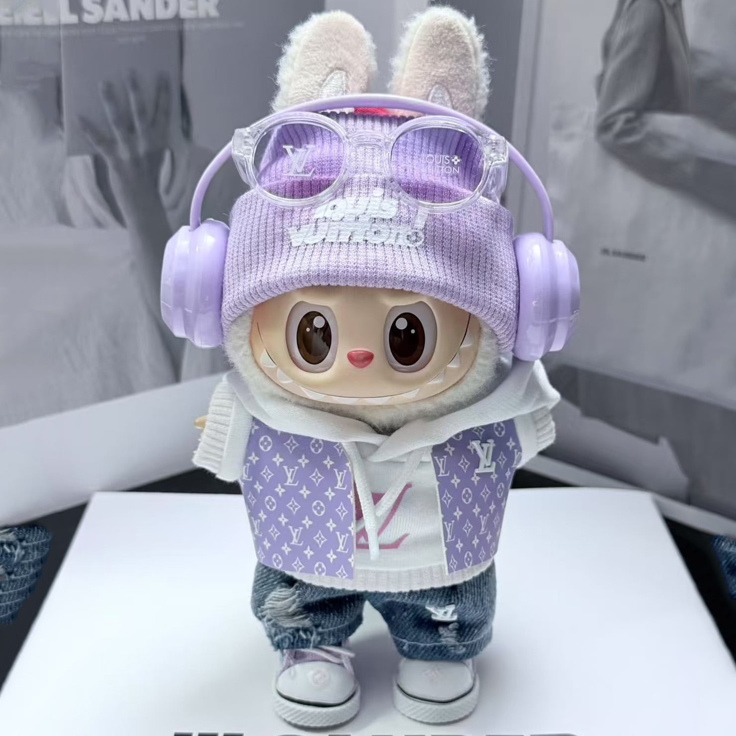 【2026ファッションシリーズ】少量製作♡ ホワイト×パープルのストリートカジュアル!ラブブ Labubu 17cm用 ホワイト×パープル ファッションセット 可愛い ストリート系 ヘッドホン付き フルコーディネート