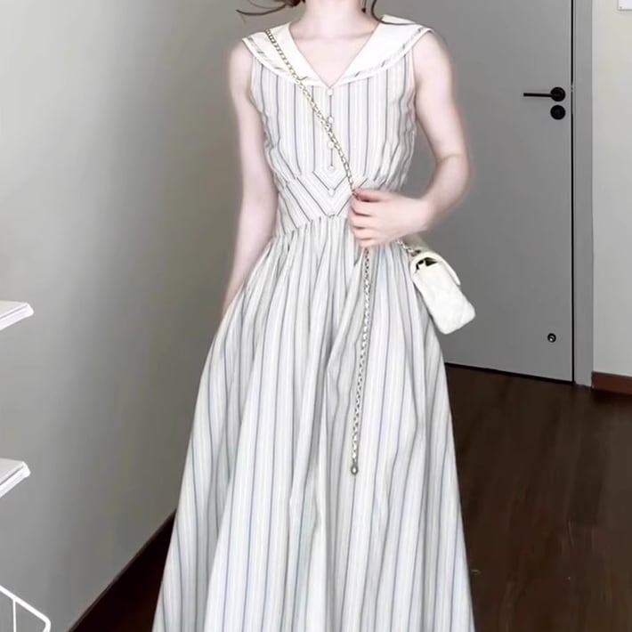 ストライプ セーラー襟 ワンピース 120 ストライプ セーラー襟 ワンピース 120 92046b3b1af6c1edeeebe7f58eefec