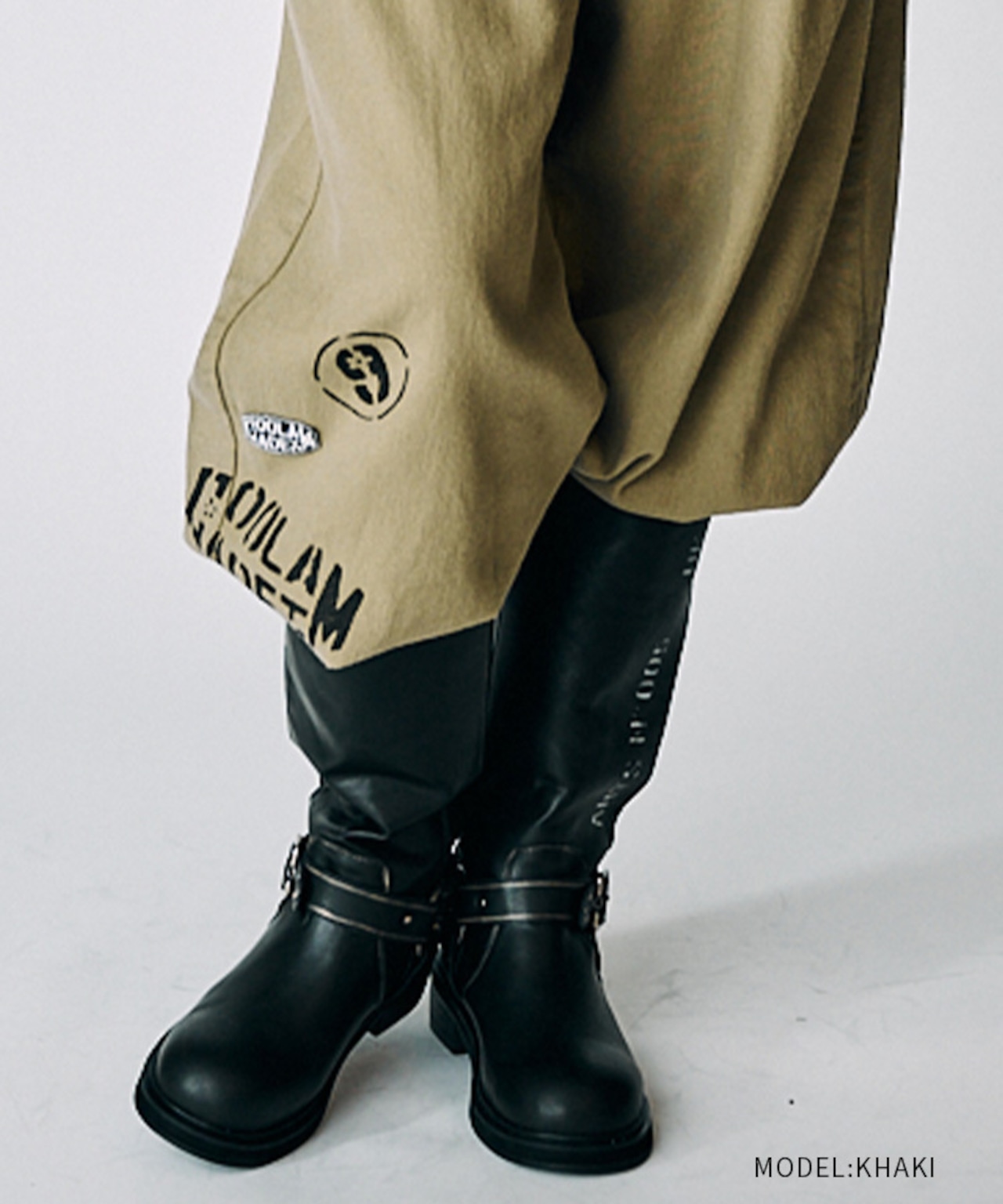 サイドペイントオーバルジョガーパンツ (KHAKI) CQ-49018