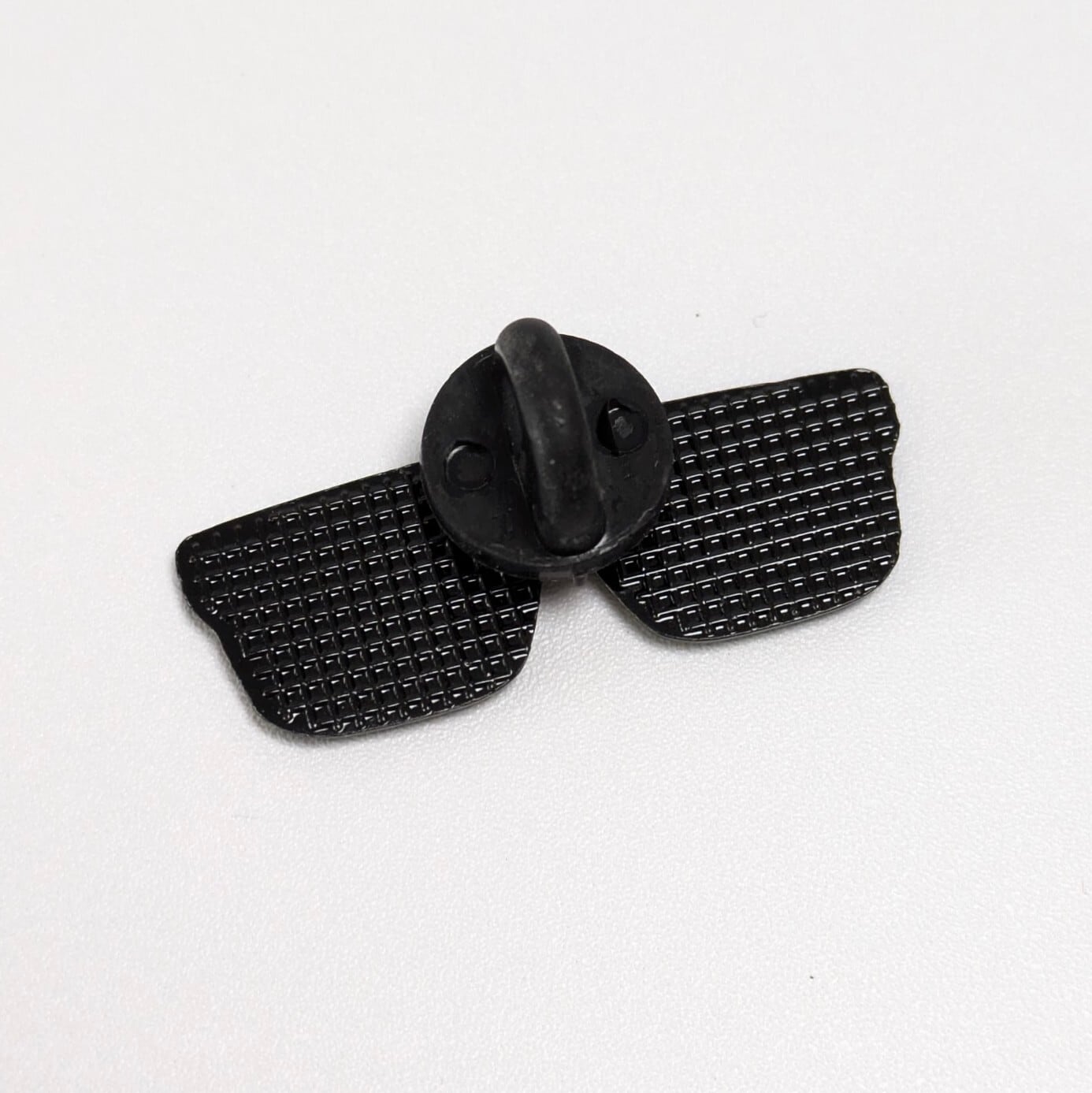 送料無料！ ★ピンズ PINS★ピンバッジ 【 They Live ( ゼイリブ ) 】〚アメリカン雑貨 アメトイ〛